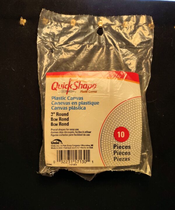 plastic canvas 3" round