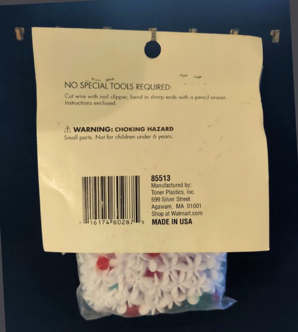 white wreath ornament kit 2