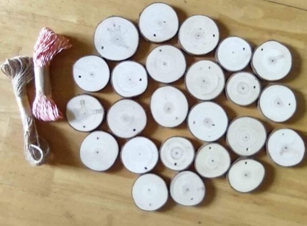 24 pre-drilled wood slices with bark