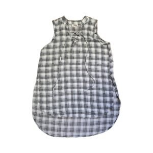 Sleeveless black and white checkered blouse with tie front