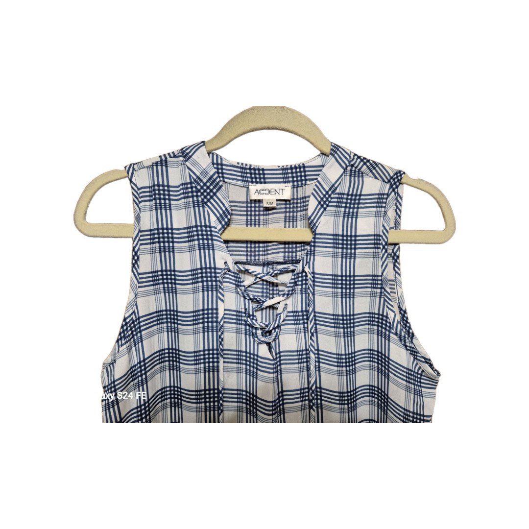 Women's Blue and White Plaid Sleeveless Lace-Up High-Low Blouse Top S/M USA Made 2 close up of top of Sleeveless blue and white plaid blouse with tie front